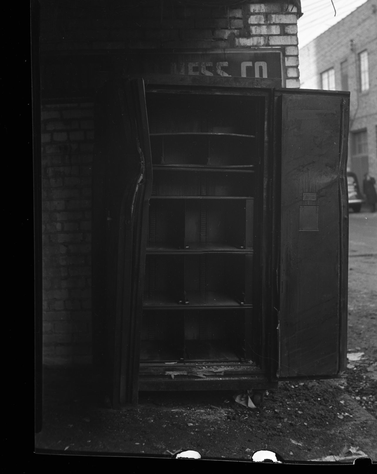 Curries fire 1937 safe.jpg